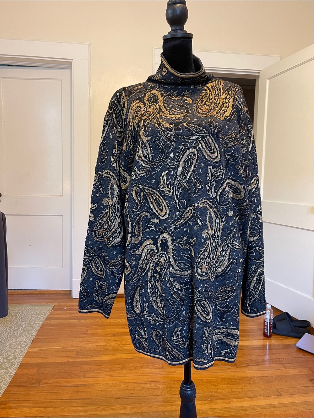 Dana Buchman Black & Gold Paisley Turtleneck Sweater